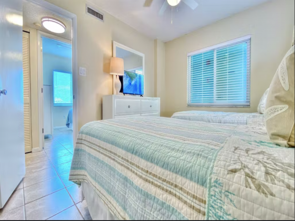 Beachside Charmer Vacation Condo with 3 Bedrooms