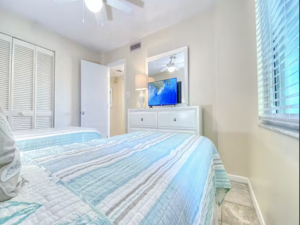 Beachside Charmer Vacation Condo with 3 Bedrooms