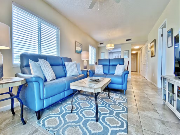 Beachside Charmer Vacation Condo with 3 Bedrooms