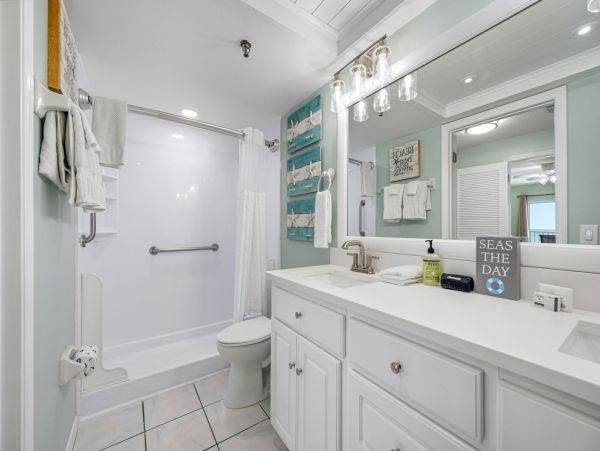 Gulf-Front Vacation Condo in Indian Rocks Beach