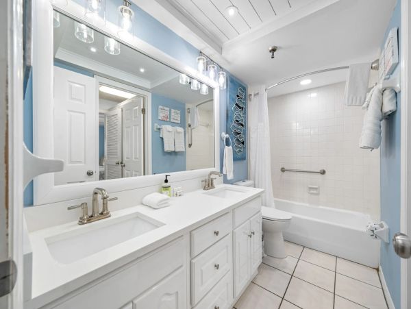 Gulf-Front Vacation Condo in Indian Rocks Beach