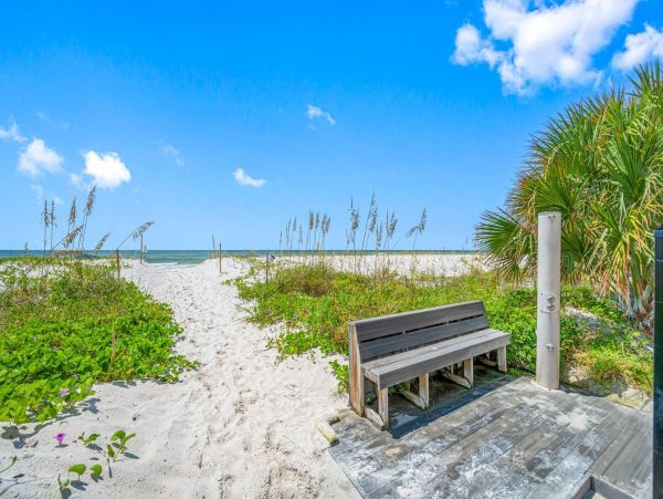 Gulf-Front Vacation Condo in Indian Rocks Beach