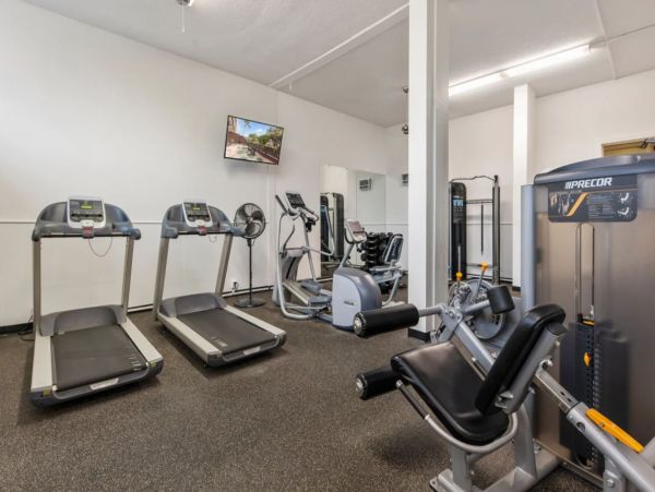 One Bedroom Siesta Key Vacation Condo Short Walk to Beach