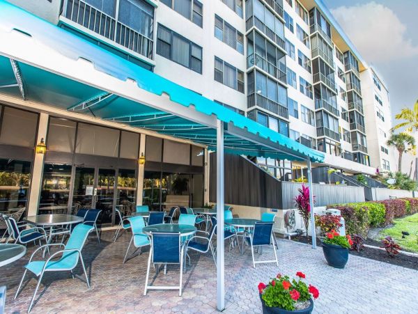 One Bedroom Siesta Key Vacation Condo Short Walk to Beach