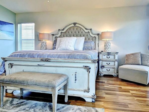 Stunning Residence Updated, Stylish Comfort Awaits