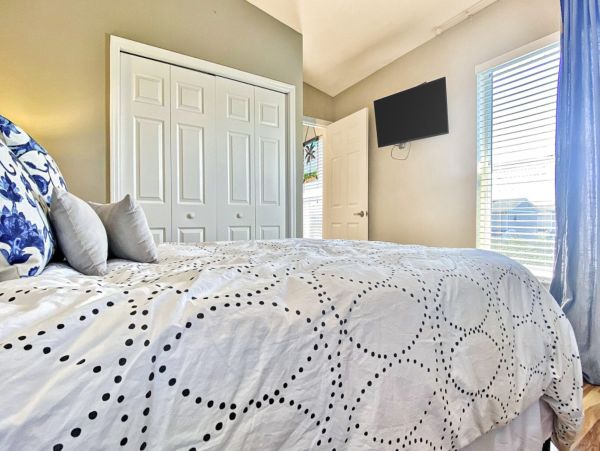 Stunning Residence Updated, Stylish Comfort Awaits