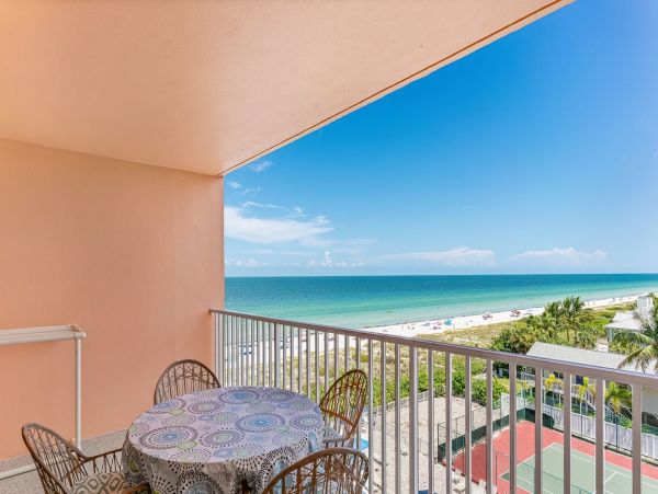 Gulf Front 3 Bedroom Vacation Condo in Indian Rocks Beach