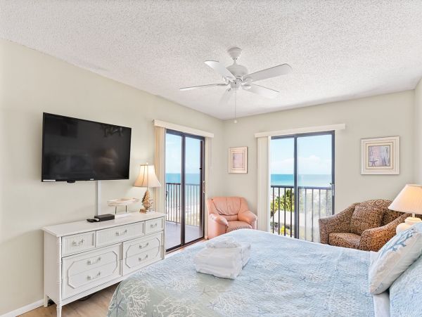 Gulf Front 3 Bedroom Vacation Condo in Indian Rocks Beach