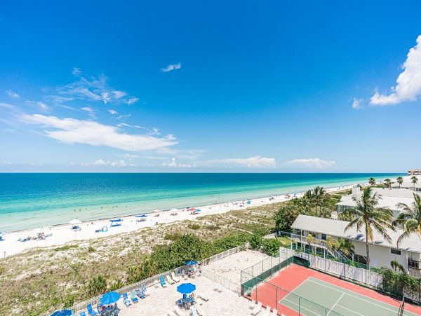 Gulf Front 3 Bedroom Vacation Condo in Indian Rocks Beach