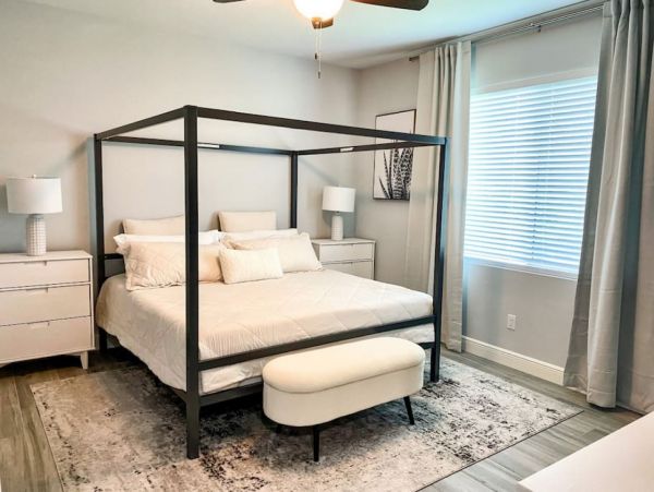 Beautiful 3 Bedroom Vacation Home in Venice Sleeps 7