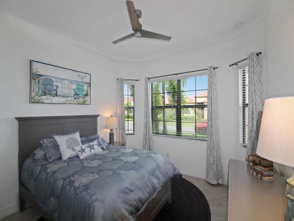 Venice Three Bedroom Vacation Home with Golf Course View