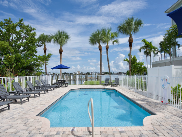 Ideal Getaway with 3 Bedrooms in Fort Myers Beach