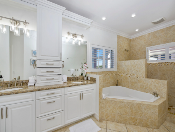 Ideal Getaway with 3 Bedrooms in Fort Myers Beach