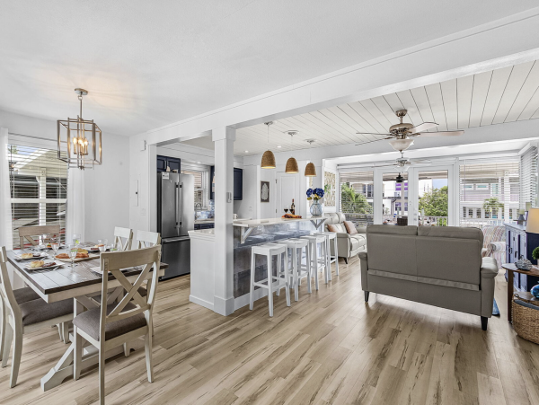 Fort Myer Vacation Pool Home Three Bedrooms Walk To Beach