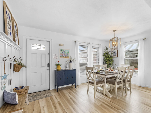 Fort Myer Vacation Pool Home Three Bedrooms Walk To Beach