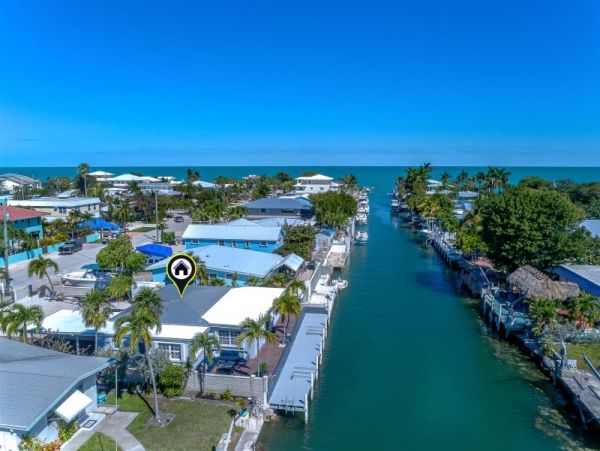Marathon Vacation Home Three Bedroom Water Views