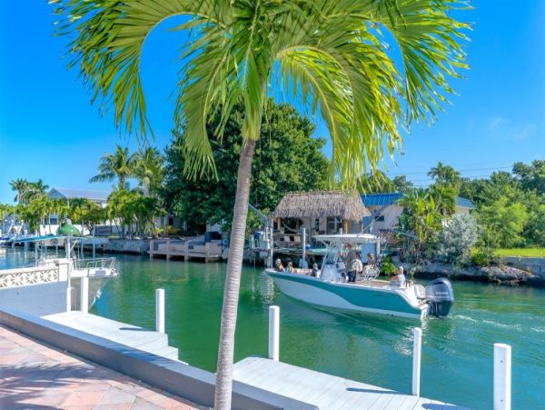Marathon Vacation Home Three Bedroom Water Views