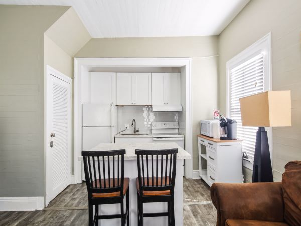 2 Lofts in Downtown Key West 4 Bedroom, Kitchen & Balcony