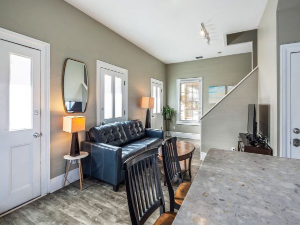 2 Lofts in Downtown Key West 4 Bedroom, Kitchen & Balcony