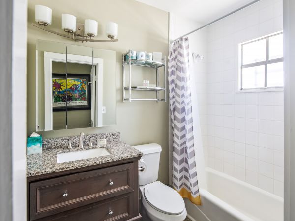 2 Lofts in Downtown Key West 4 Bedroom, Kitchen & Balcony