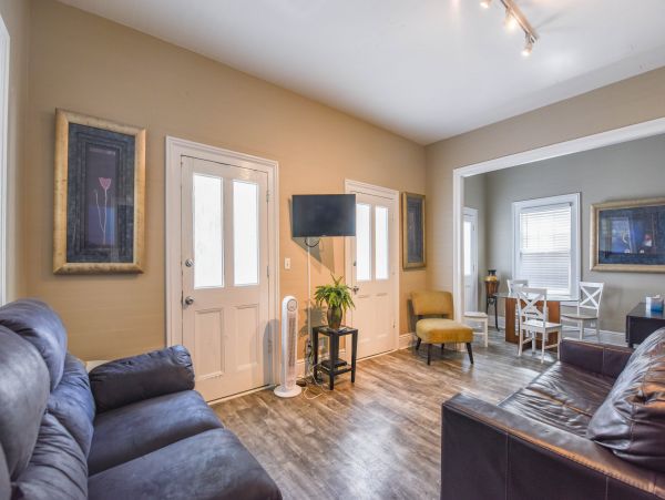 2 Lofts in Downtown Key West 4 Bedroom, Kitchen & Balcony
