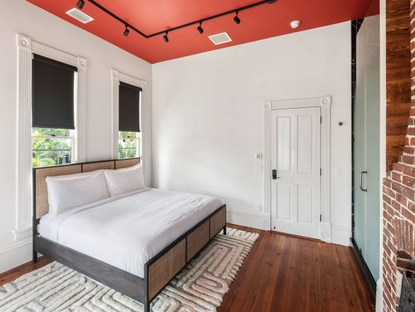 Key West Six Bedroom Vacation Retreat Sleeps 16