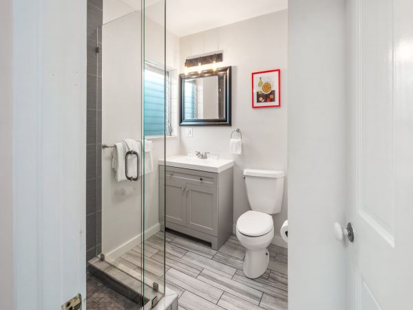 Beautiful Key West Vacation Pool Home Sleeps 19 Guests