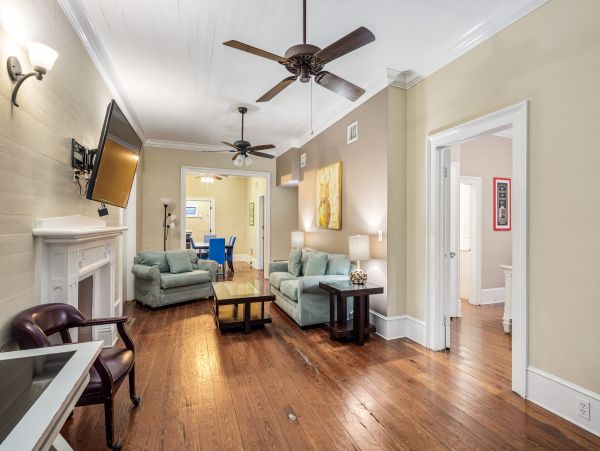 Beautiful Key West Vacation Pool Home Sleeps 19 Guests
