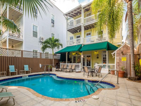 Charming 9 Bedroom Vacation Home in Key West