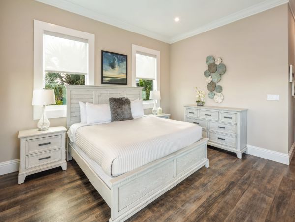 Beautiful 4 Bedroom Vacation Home with Water Views & Dock