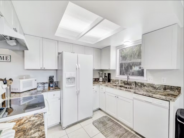 Manasota Key Lovely Home Away from Home