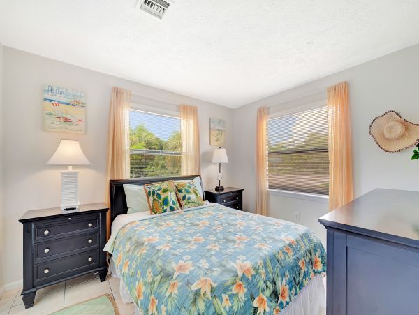 Gulf Coast Duplex with Beach Access in Manasota Key