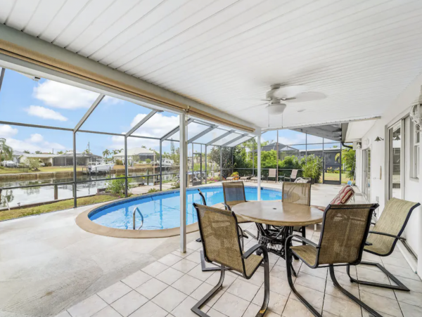Three Bedroom Sleeps 12 Guests Sunset views