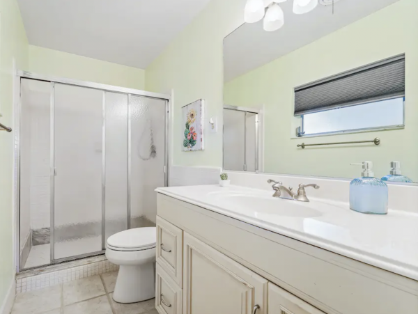 Three Bedroom Sleeps 12 Guests Sunset views