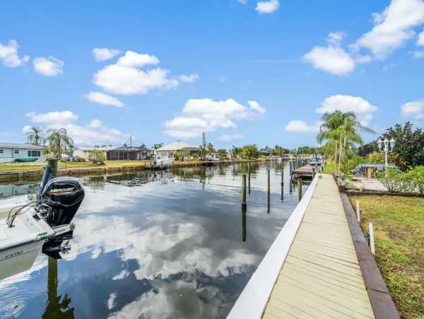 Three Bedroom Sleeps 12 Guests Sunset views