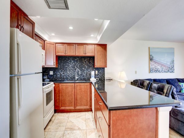 One Bedroom Charmer Views & Great Amenities