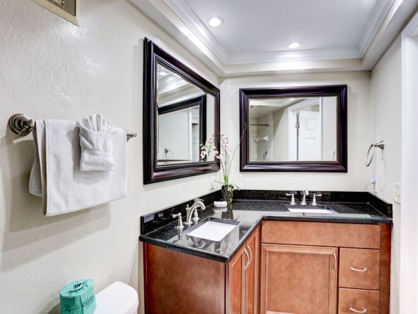 One Bedroom Charmer Views & Great Amenities