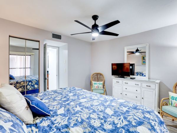 One Bedroom Charmer Views & Great Amenities