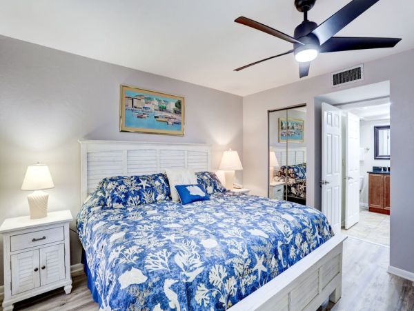 One Bedroom Charmer Views & Great Amenities