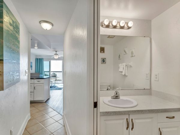 Tranquil Beachside Condo with Gulf Views
