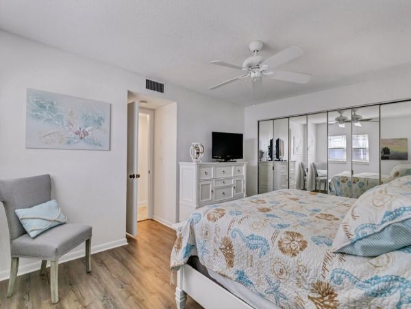 Tranquil Beachside Condo with Gulf Views