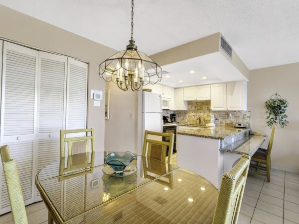 Tranquil Bayfront Retreat on St. Pete Beach