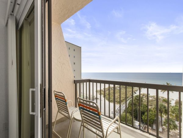 Charming Gulf-Front Condo on St. Petersburg