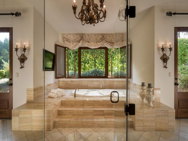 Luxury Napa Valley Vacation Estate Ten Bedroom