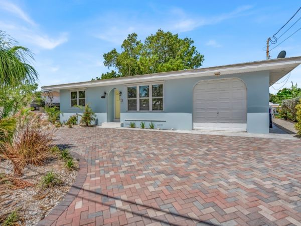Marathon Vacation Home Two Bedroom