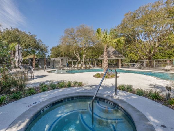 Oceanfront Vacation Condo in Isle of Palms Sleeps 6
