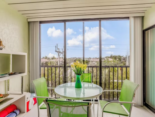 Marco Island Condo 1048124