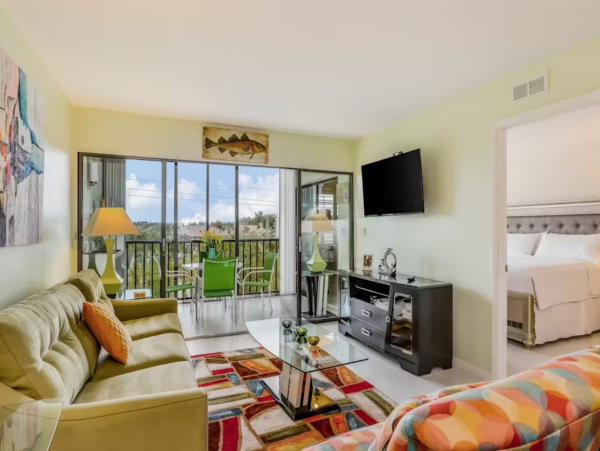 Marco Island Condo 1048124