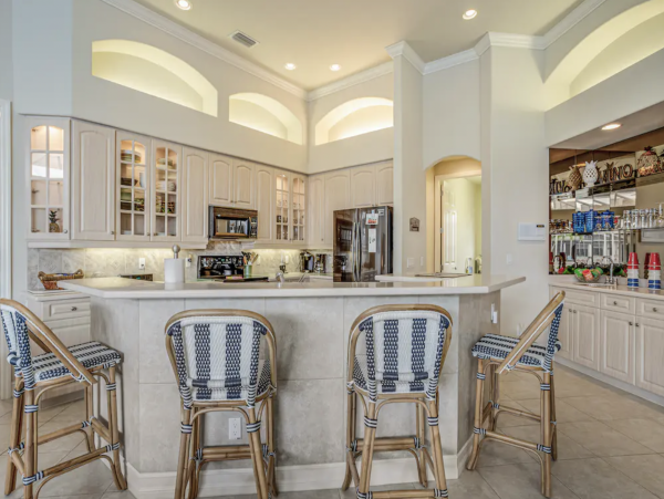 Stunning Vacation Home Marco Lovely Style Pool