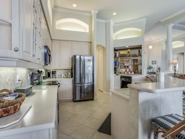 Stunning Vacation Home Marco Lovely Style Pool